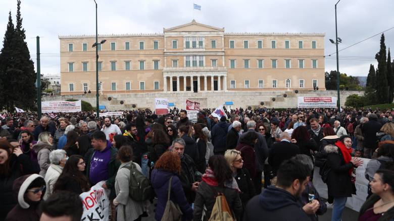 Με απεργιακές συγκεντρώσεις στην Αθήνα, οι εργαζόμενοι διεκδίκησαν την υπογραφή Συλλογικών Συμβάσεων