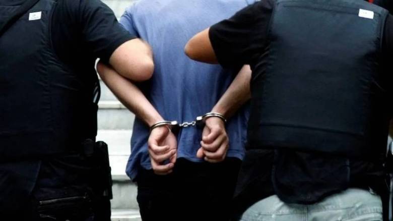 Θεσσαλονίκη: Συνελήφθη μέλος εγκληματικής ομάδας που εισήγαγε κάννναβη μέσω ταχυδρομείου