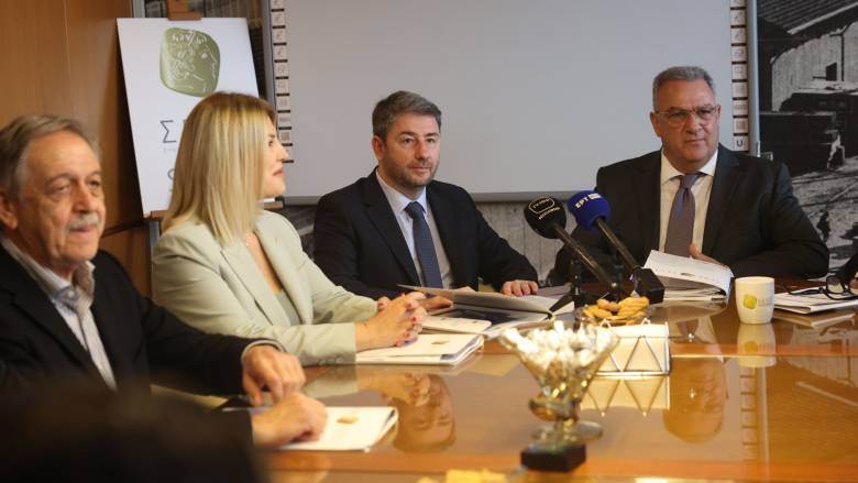 Ανδρουλάκης: Βρισκόμαστε προ ενός εμπορικού πολέμου δίχως να μπορούμε να υπολογίσουμε τις επιπτώσεις