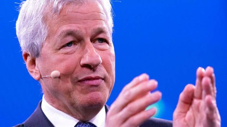 Ντάιμον (JPMorgan): Ο εμπορικός πόλεμος Τραμπ μπορεί να αμφισβητήσει την οικονομική υπεροχή των ΗΠΑ