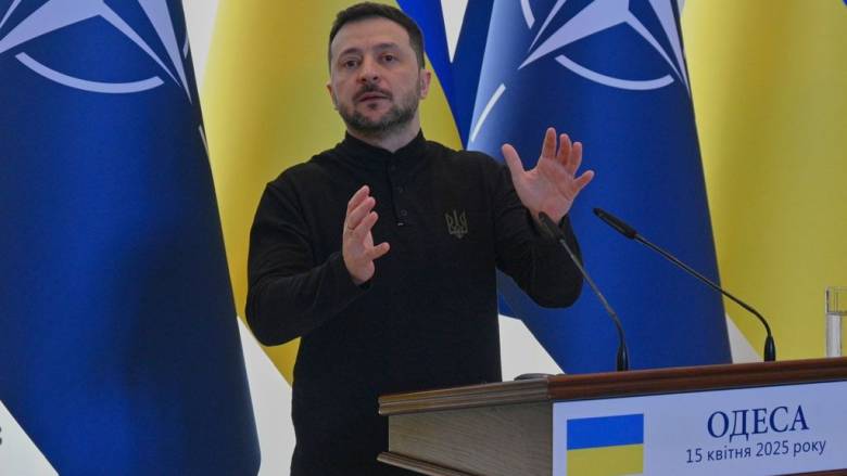 Zελένσκι: H Oυκρανία έχει επείγουσα ανάγκη από συστήματα αντιαεροπορικής άμυνας