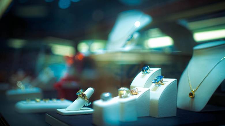 ΗΠΑ: Κοσμήματα αξίας 20 εκατ. δολλαρίων έκαναν φτερά μέσα από ένα τούνελ