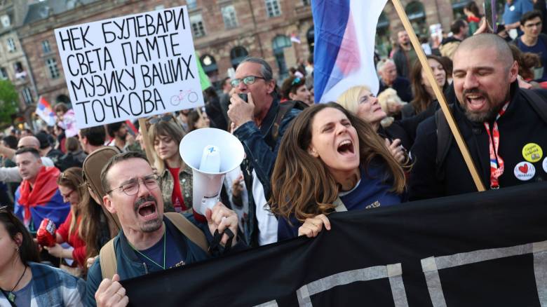 Στο Στρασβούργο έφτασαν οι Σέρβοι φοιτητές - Θα επισκεφθούν το Ευρωκοινοβούλιο