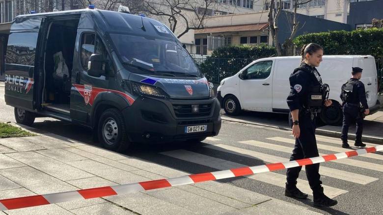 Γαλλία: Επίθεση με μαχαίρι σε σχολείο - Αναφορές για τραυματίες