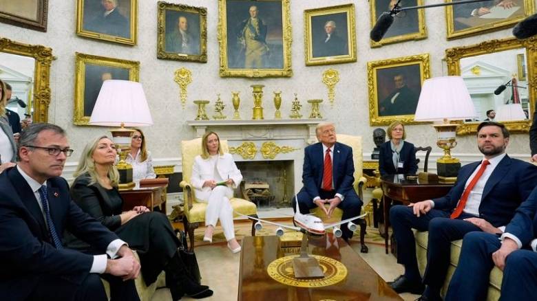 Συνάντηση Τραμπ - Μελόνι: «Παράθυρο» σε μια συμφωνία ΗΠΑ-ΕΕ για τους δασμούς