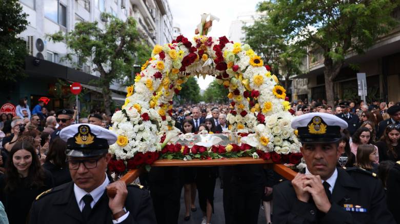 Βόρεια Ελλάδα: Οι ξεχωριστές περιφορές και η συνάντηση των πέντε Επιταφίων στη Θεσσαλονίκη
