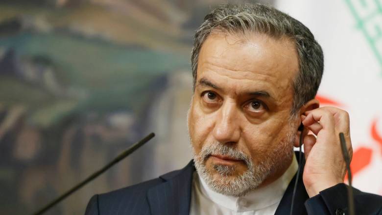 ΥΠΕΞ Ιράν: Η Τεχεράνη δεν απεμπολεί τα δικαιώματά της στην πυρηνική ενέργεια