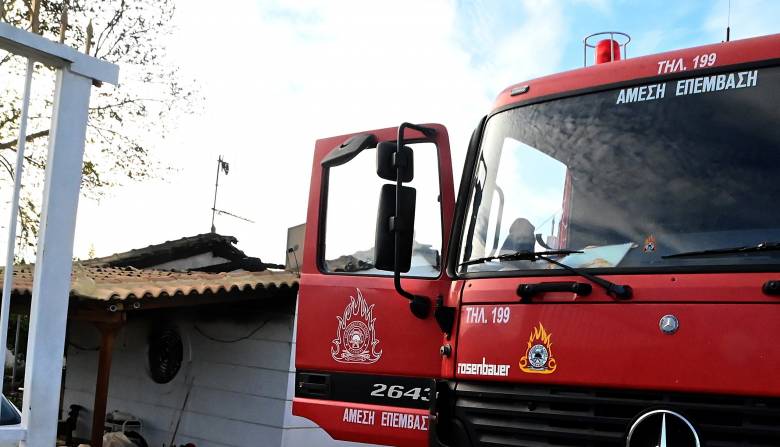 Καλαμάτα: Φωτιά στην περιοχή Ρίζα στα Αγριώματα - Επιχειρούν τρία εναέρια μέσα