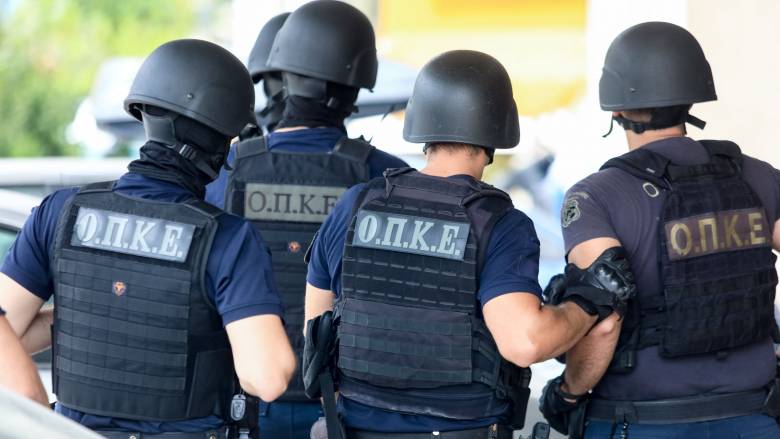 Σε εξέλιξη αστυνομική επιχείρηση στον Ασπρόπυργο - Έχουν γίνει τρεις συλλήψεις για κλοπές