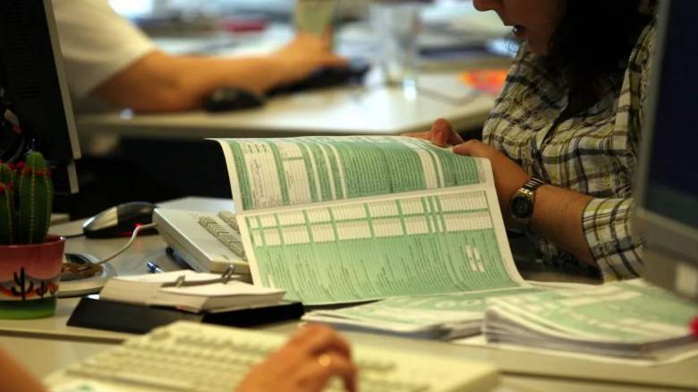 Φορολογικές δηλώσεις: Στις 25 Απριλίου η αυτόματη υποβολή για χιλιάδες πολίτες- Ποιους αφορά