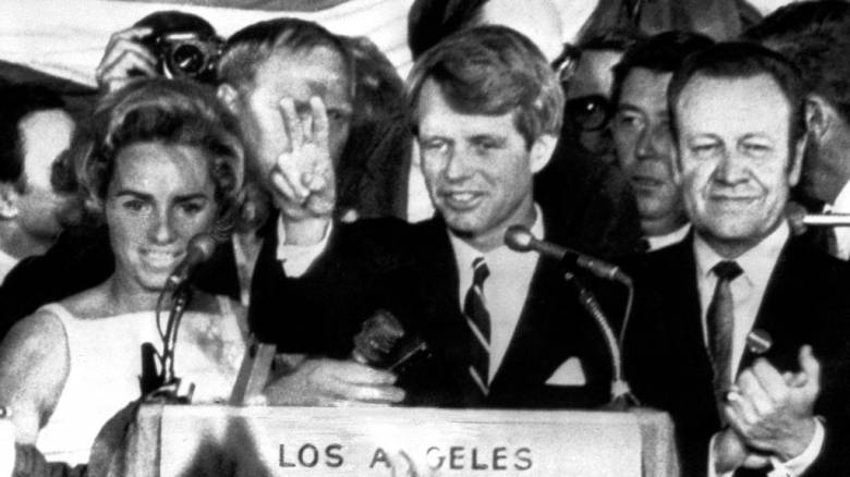 «Πόλεμος» στην οικογένεια Κένεντι για την δημοσιοποίηση φωτογραφιών από τη δολοφονία του Μπόμπι