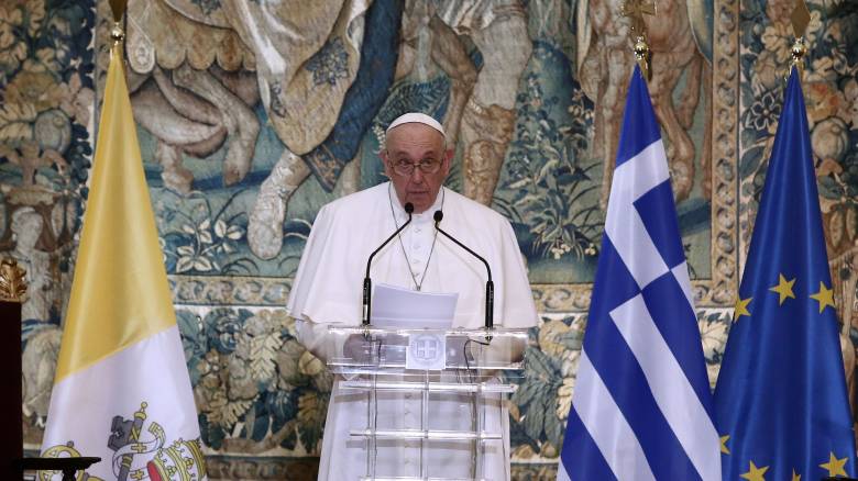 Η ξεχωριστή σχέση του πάπα Φραγκίσκου με την Ελλάδα - Οι επισκέψεις και τα μηνύματα που έστειλε