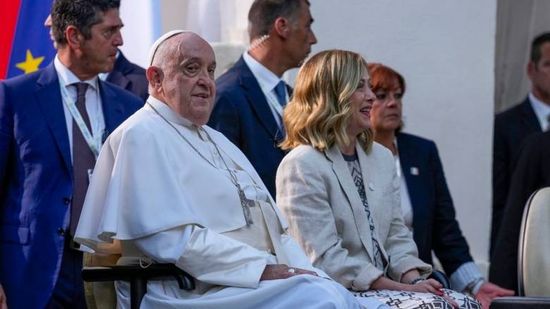 Μελόνι για θάνατο του Πάπα: Έφυγε ένας σπουδαίος άνθρωπος, προνόμιο για μένα η φιλία του