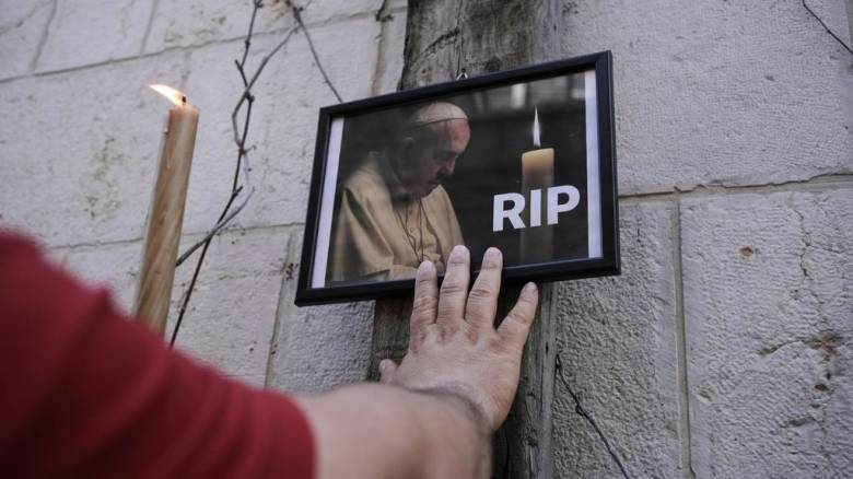 Από τις 23 Απριλίου και για τρεις μέρες σε λαϊκό προσκύνημα η σορός του πάπα Φραγκίσκου