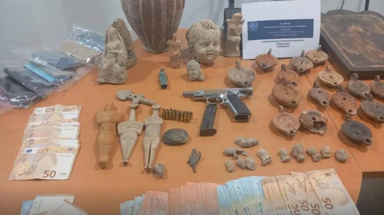 Υπόθεση αρχαιοκαπηλίας: Έλαβαν προθεσμία για να απολογηθούν οι συλληφθέντες