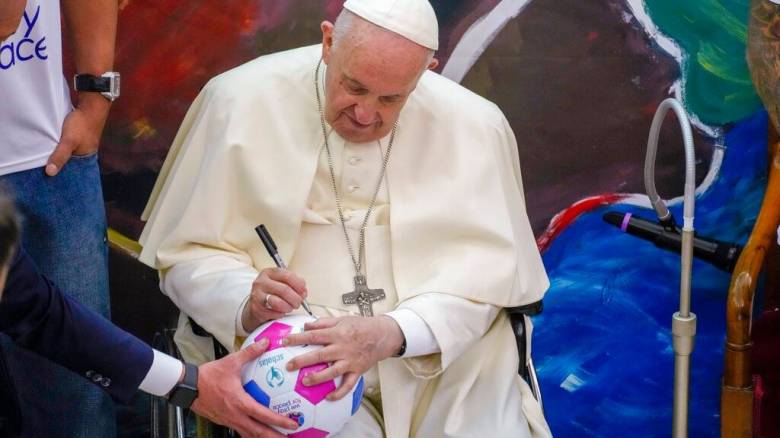 Πάπας Φραγκίσκος: Η UEFA τιμά τη μνήμη του με ενός λεπτού σιγή σε όλες τις διοργανώσεις της