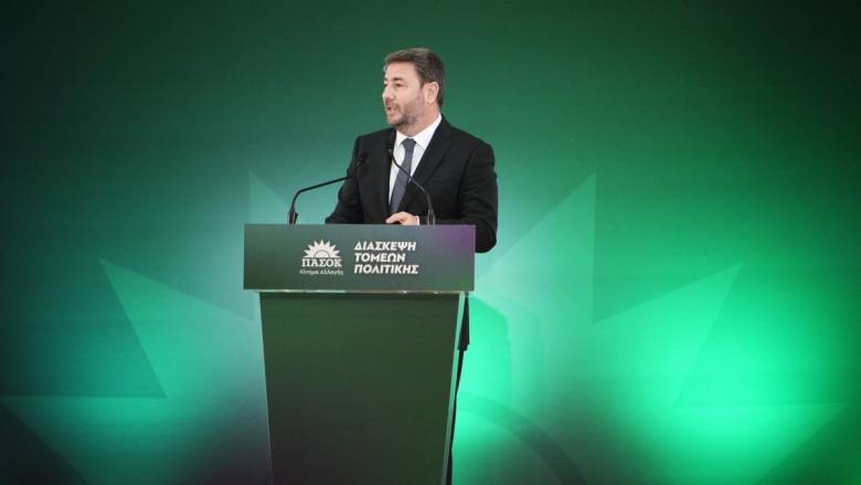 Αναθεώρηση στόχων στο ΠΑΣΟΚ φέρνουν οι πτωτικές δημοσκοπικές τάσεις