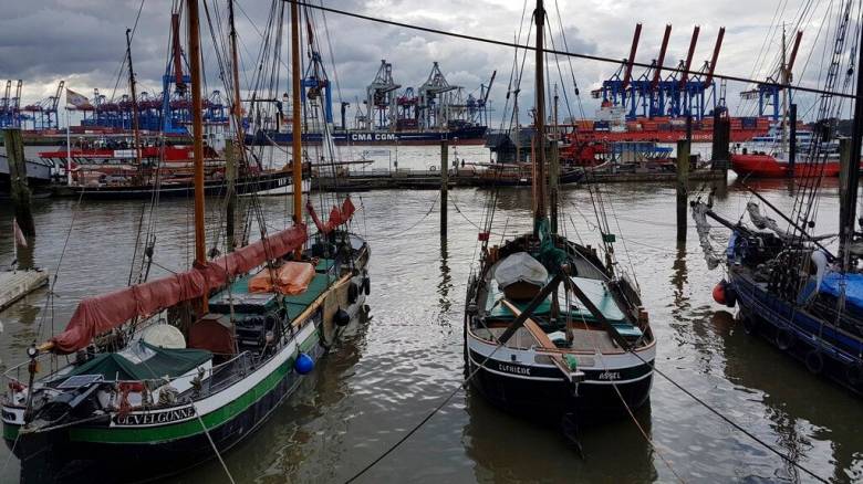 Μυστήριο με Γερμανίδα συγγραφέα μπεστ σέλερ που βρέθηκε δολοφονημένη στο πλωτό σπίτι της