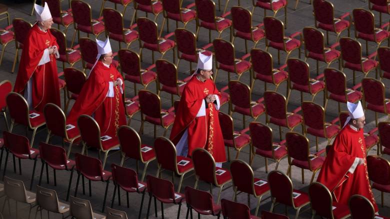 Στις 7 Μαΐου συνεδριάζει το Κονκλάβιο για την εκλογή νέου Πάπα