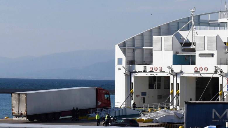 Βίντεο ντοκουμέντο από την παράσυρση της 47χρονης ναυτικού στο λιμάνι της Πάτρας