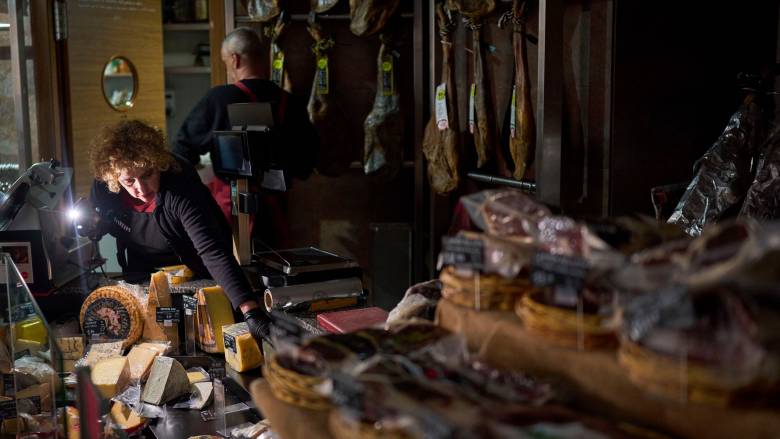 Πόσο θα κοστίσουν οι 12 ώρες χάους στην Ισπανία - Το αισιόδοξο και το εφιαλτικό σενάριο
