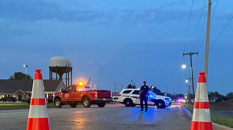 Αυτοκίνητο έπεσε σε παιδικό σταθμό στο Ιλινόις - Μικρά παιδιά και έφηβοι οι τέσσερις νεκροί