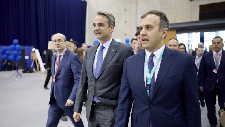 Στη Βαλένθια για το Συνέδριο του ΕΛΚ ο Κυριάκος Μητσοτάκης - Η ατζέντα των συναντήσεων