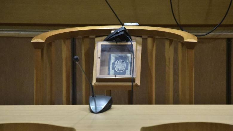 Θεσσαλονίκη: Αθώος λόγω αμφιβολιών γιατρός για ασέλγεια στην ανήλικη κόρη του