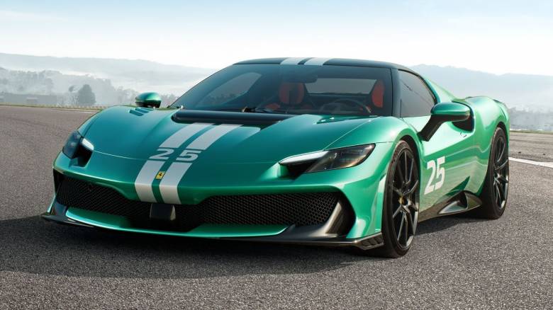 H νέα Ferrari 296 Speciale θέλει να διαδεχθεί επάξια τη θρυλική 458 Speciale