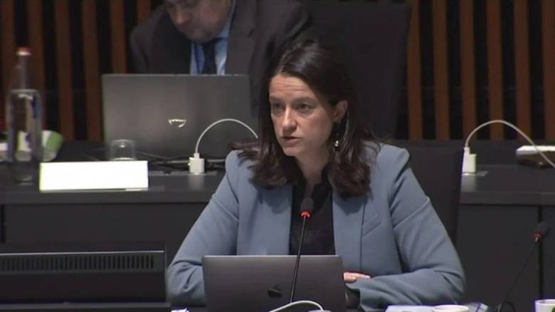 Κεραμέως για Πρωτομαγιά: «Περισσότερες δουλειές, καλύτεροι μισθοί στην εργασία με πράξεις»