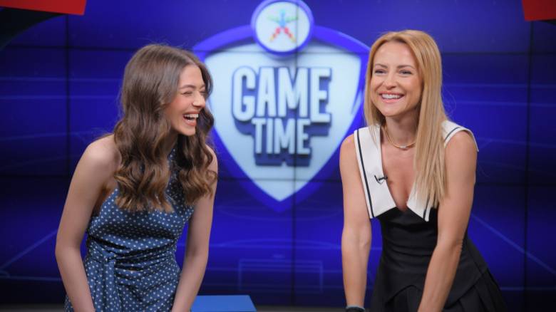 Η Γεωργία Μεσαρίτη στο ΟΠΑΠ Game Time: Ο Μουζακίτης, ο ρόλος κομπάρσου με Μπράντ Πιτ και Έμα Στόουν