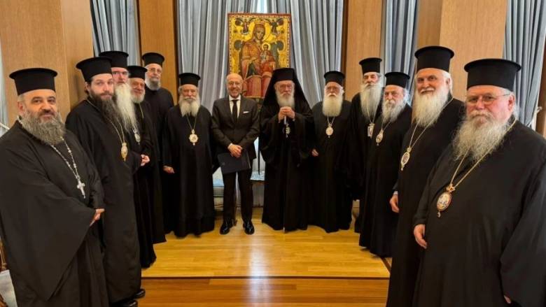 Συνάντηση Βαρτζόπουλου με τον Αρχιεπίσκοπο Ιερώνυμο - Ιδρύονται 7 Μονάδες για ανοϊκούς ασθενείς