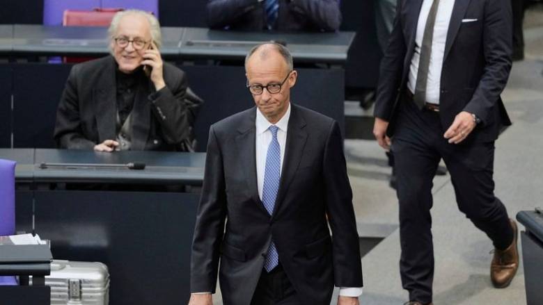 Άκαρπη η πρώτη ψηφοφορία στο γερμανικό κοινοβούλιο για την εκλογή Μερτς στην καγκελαρία