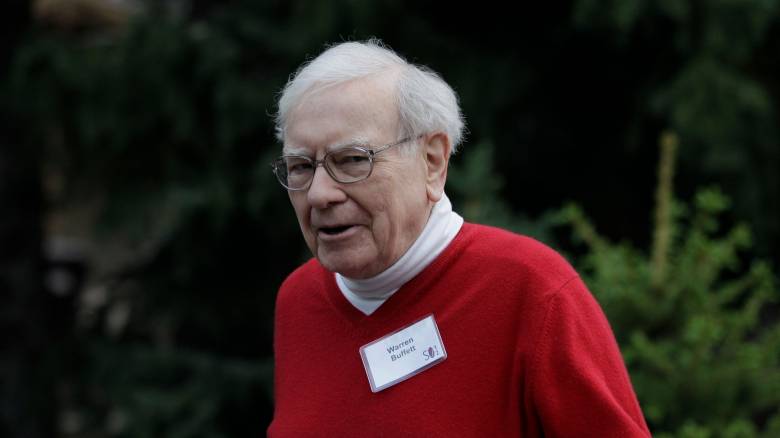 Γουόρεν Μπάφετ: Ο «μάντης» της Όμαχα αποσύρεται - Πέντε προβλέψεις που αποδείχθηκαν σωστές