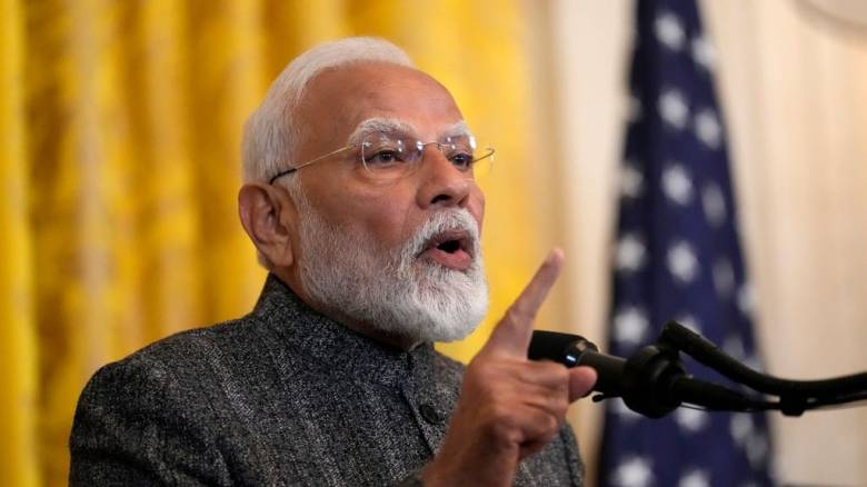 Συντριβή αεροσκάφους στην Ινδία: «Αδύνατο να περιγραφεί με λόγια» λέει ο πρωθυπουργός Μόντι