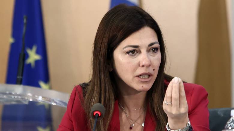 Ζαχαράκη: Αυστηροποιούμε τις ποινές για όσους εμπλέκονται σε κακουργηματικές πράξεις εντός των ΑΕΙ