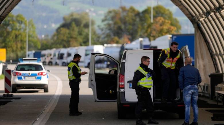 Γερμανία: Αυστηροποίηση συνοριακών ελέγχων διέταξε ο νέος υπ. Εσωτερικών