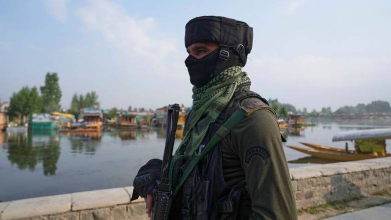 Παγκόσμια ανησυχία για τη σύγκρουση στο Κασμίρ