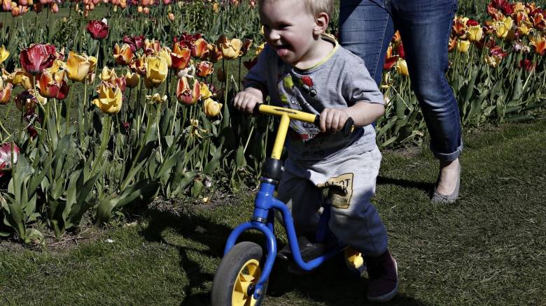 «Αν δεν στηρίξουμε ψυχικά και πρακτικά τις μητέρες, η κοινωνία θα χάνει συνεχώς έδαφος»