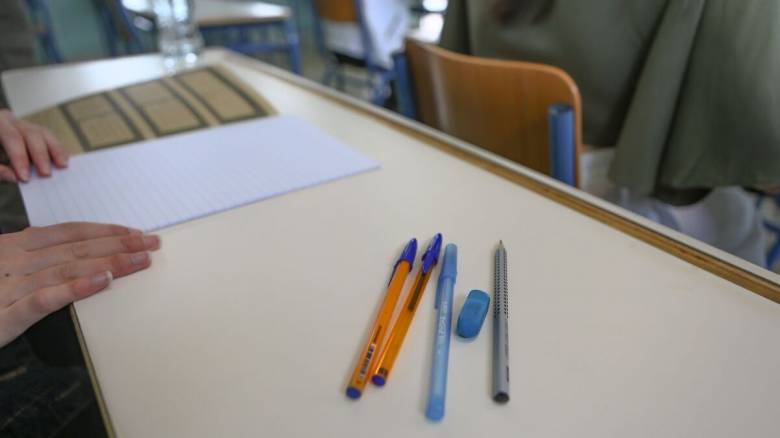 Πανελλήνιες 2025: Με ΑΟΘ, Ανατομία και Δίκτυα Υπολογιστών συνεχίζουν σήμερα τα ΕΠΑΛ