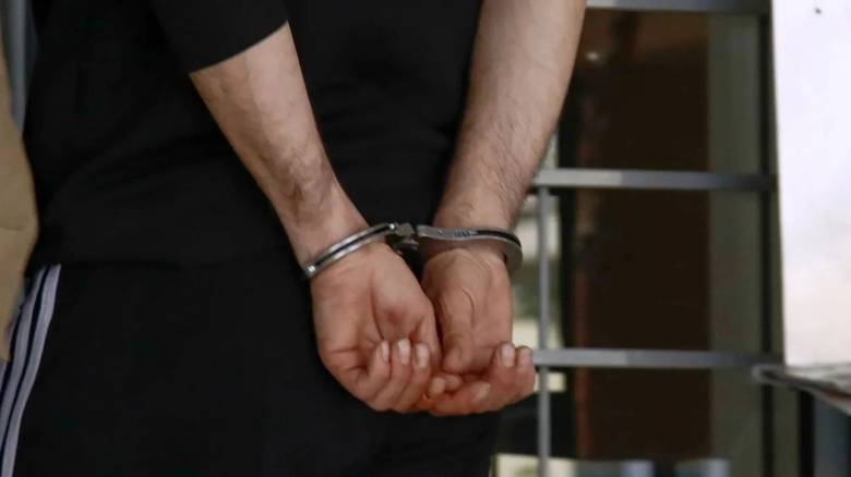 Κύκλωμα σε κτηματολογικά γραφεία: Προφυλακιστέοι τρεις από τους κατηγορούμενους