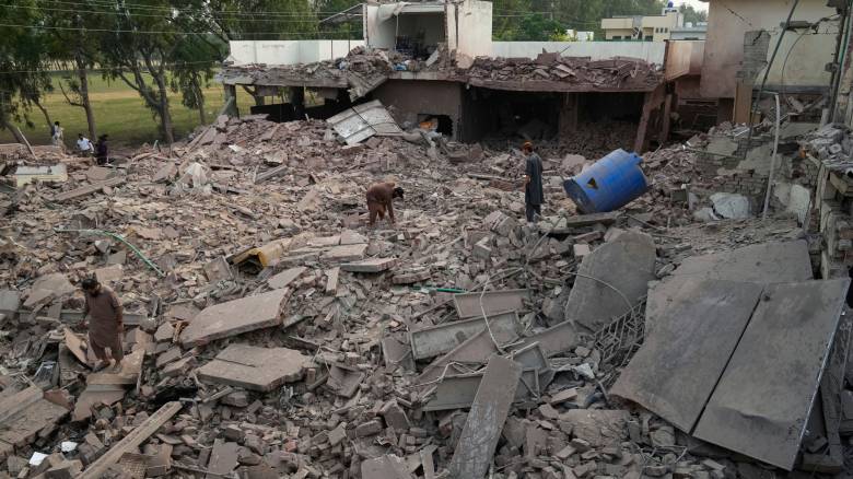 Πολλαπλές επιθέσεις με drones εξαπέλυσε το Πακιστάν στα σύνορα με την Ινδία