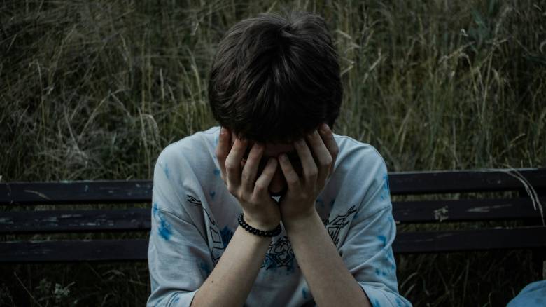 Ένας στους τέσσερις εφήβους στην Ελλάδα ζει με μια διαταραχή ψυχικής υγείας