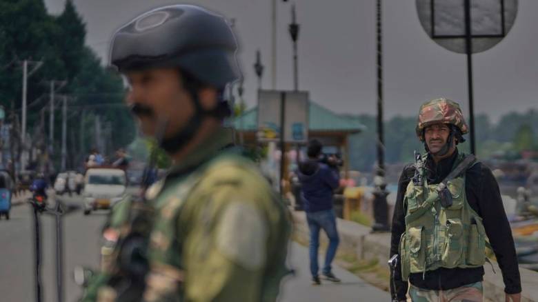 Κασμίρ: Διαψεύδει το Πακιστάν τις κατηγορίες της Ινδίας ότι παραβιάζει την εκεχειρία