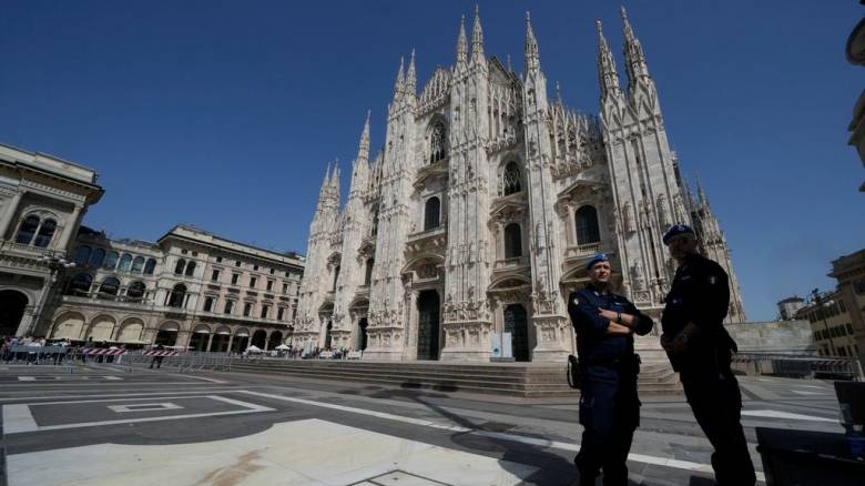 Καταζητούμενος κατάδικος αυτοκτόνησε πέφτοντας από το Ντουόμο του Μιλάνου