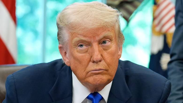 Τραμπ: Αμφιβάλλω ότι η Ουκρανία θα κάνει συμφωνία με τον Πούτιν - Να γίνει συνάντηση «τώρα»