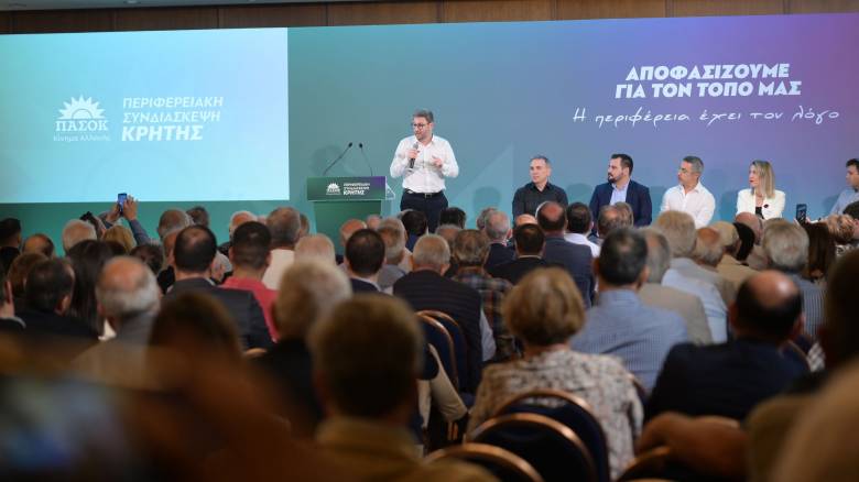 Ανδρουλάκης: Παραμένει «στον αέρα» η ηλεκτρική διασύνδεση Ελλάδας-Κύπρου-Ισραήλ