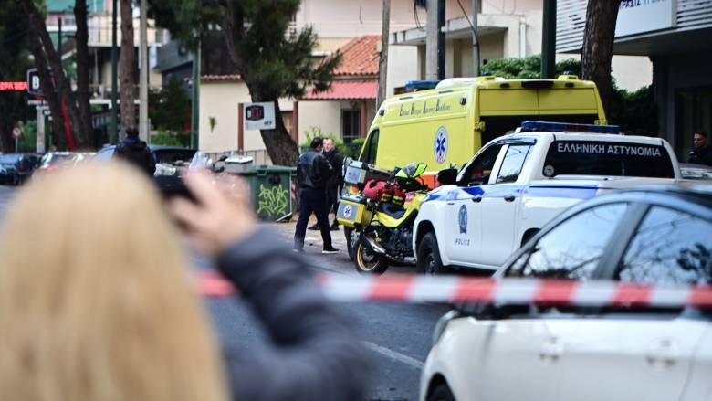 Τραγωδία στα Τρίκαλα: Μητέρα και γιος εντοπίστηκαν νεκροί στο σπίτι τους