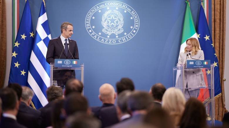 Μητσοτάκης: «Η Ιταλία επενδύει 360 εκατ. στον ΟΣΕ» - Μελόνι: «Κοινή γραμμή στο μεταναστευτικό»