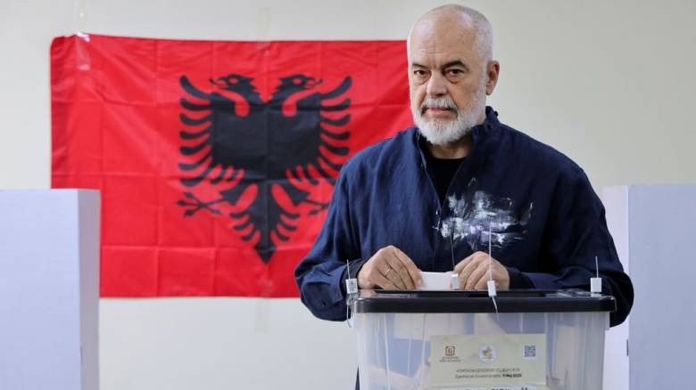 Εκλογές στην Αλβανία: Νέα νίκη Ράμα «βλέπουν» τα exit poll - Αντίστροφη μέτρηση για τα αποτελέσματα